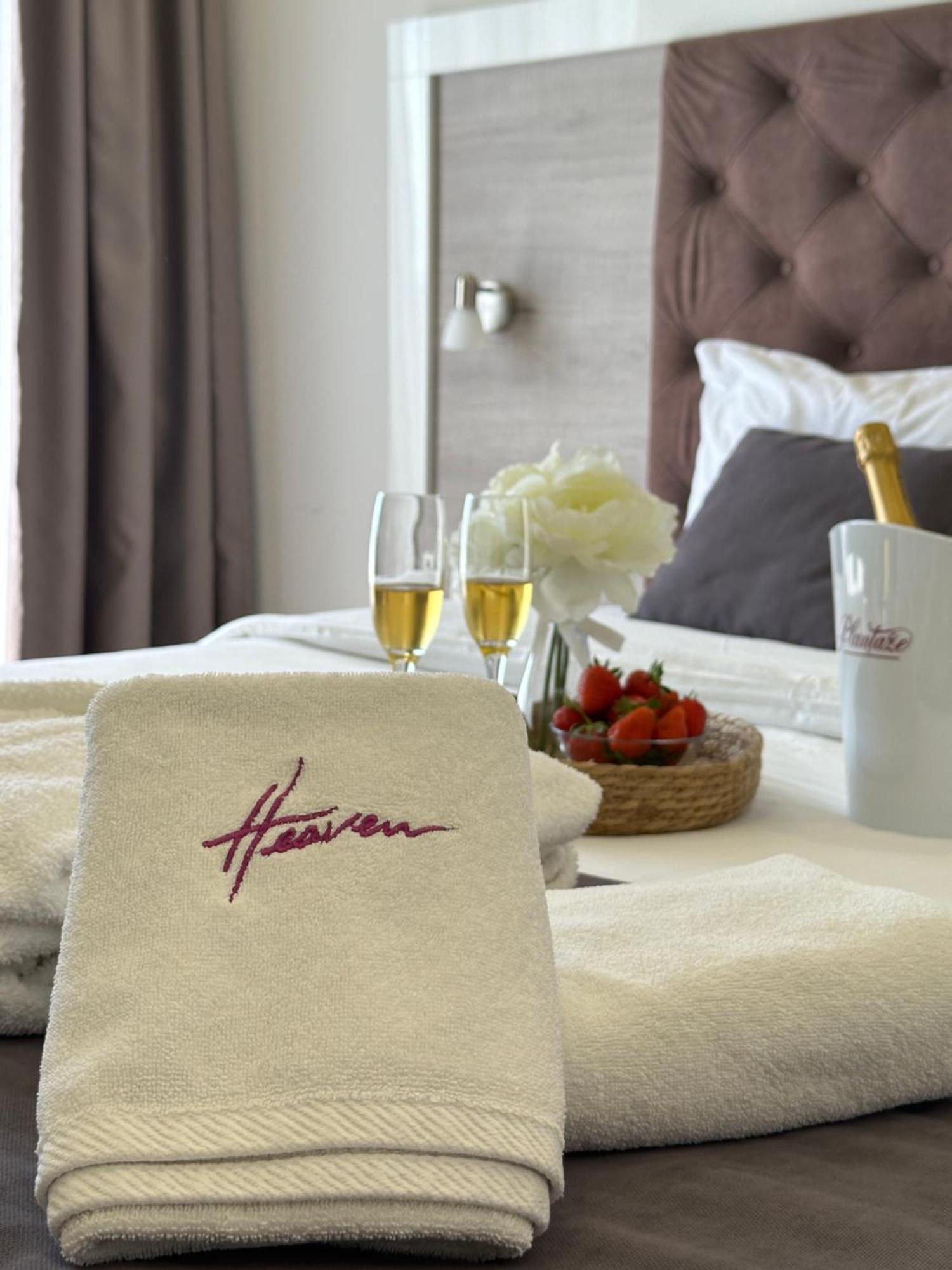 Hotel Heaven Lux Ulcinj Zewnętrze zdjęcie