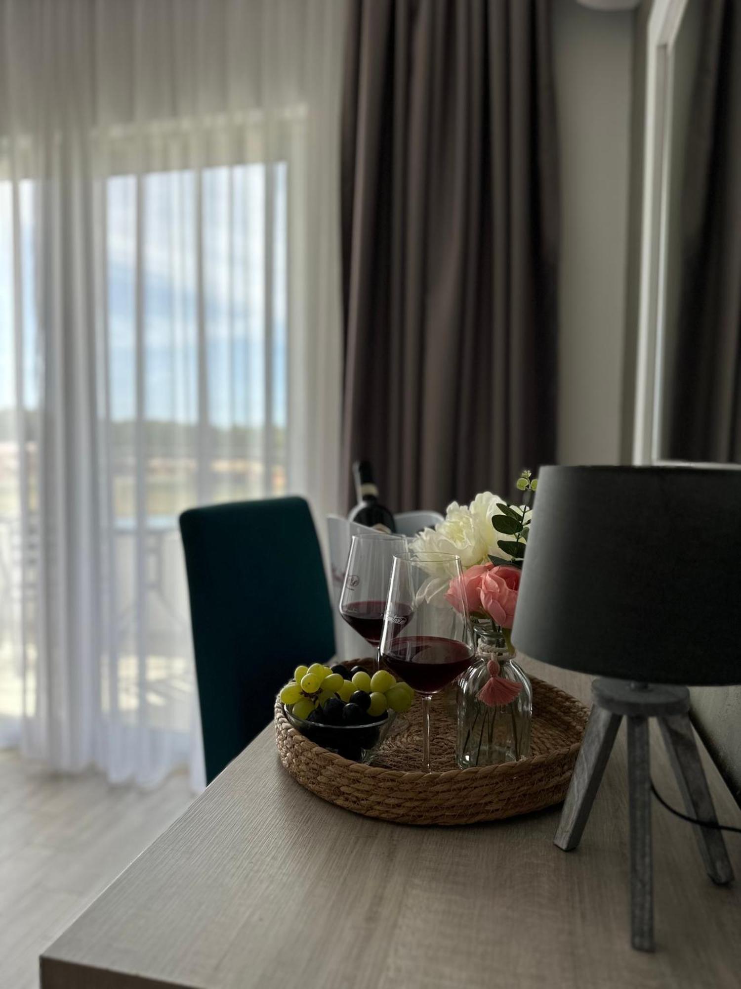Hotel Heaven Lux Ulcinj Zewnętrze zdjęcie