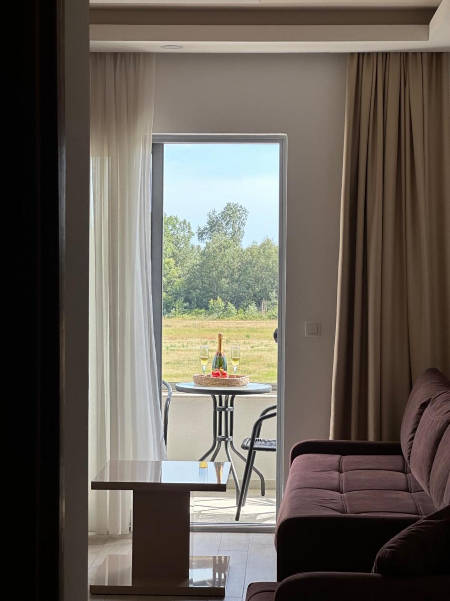 Hotel Heaven Lux Ulcinj Zewnętrze zdjęcie